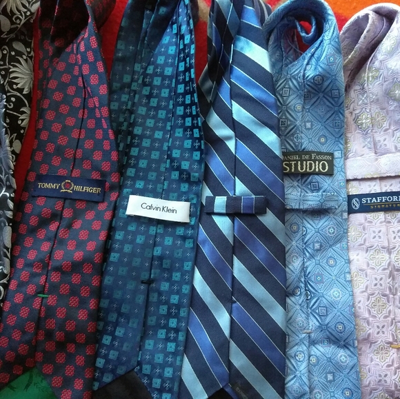 Bundle of 9 Silk Ties - Picture 3 of 8
